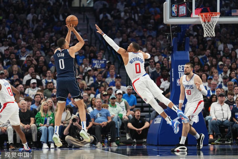 她们在比赛 她们在比赛