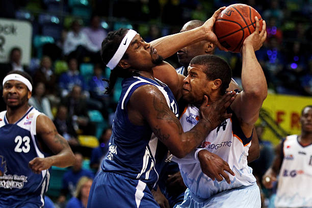 滕哈赫等人 滕哈赫等人